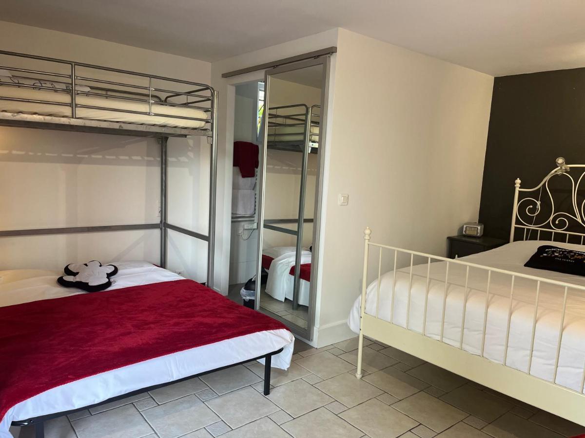 Chambres D'Hotes Poirier Bazin Montry Luaran gambar