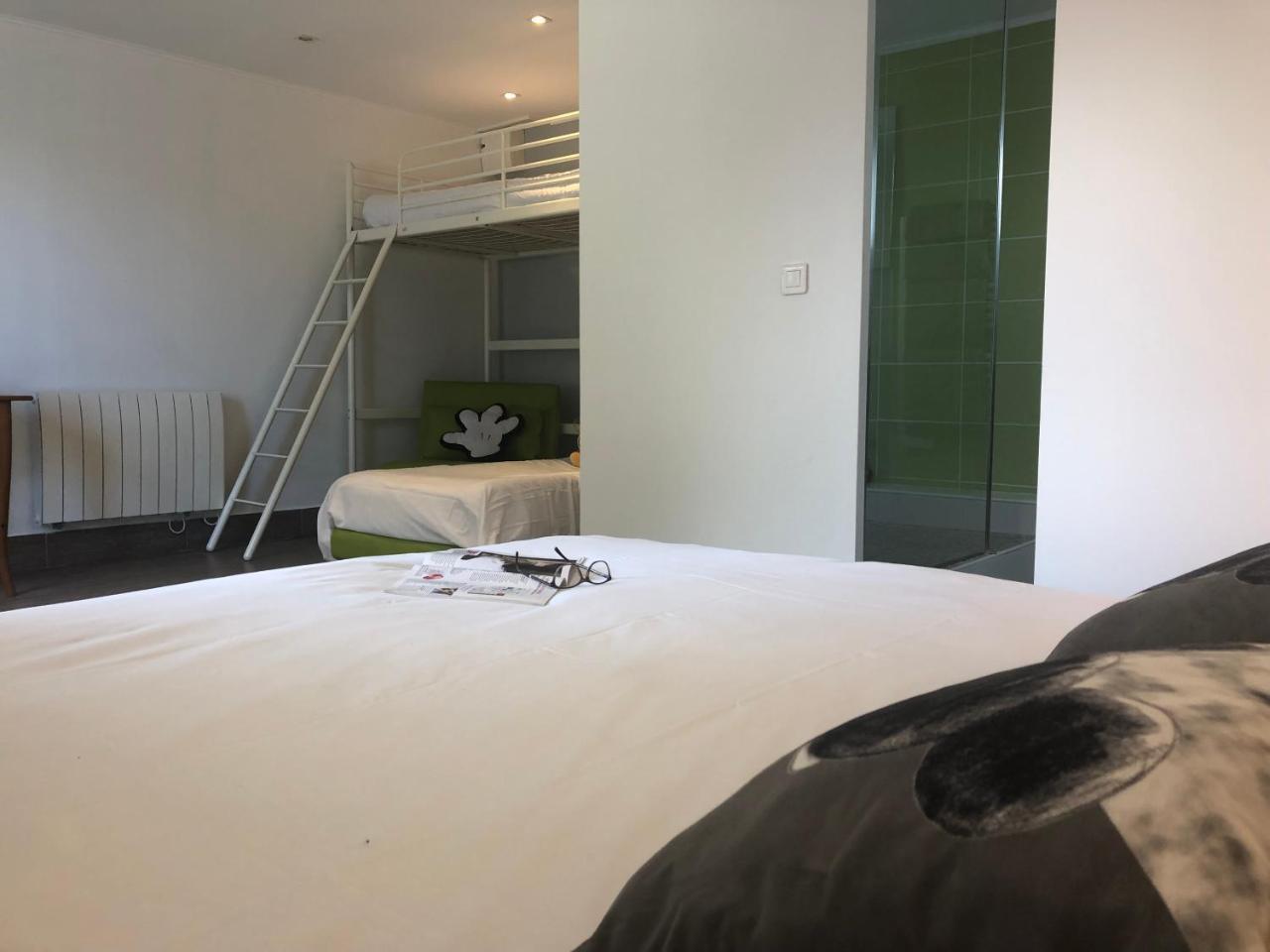 Chambres D'Hotes Poirier Bazin Montry Luaran gambar