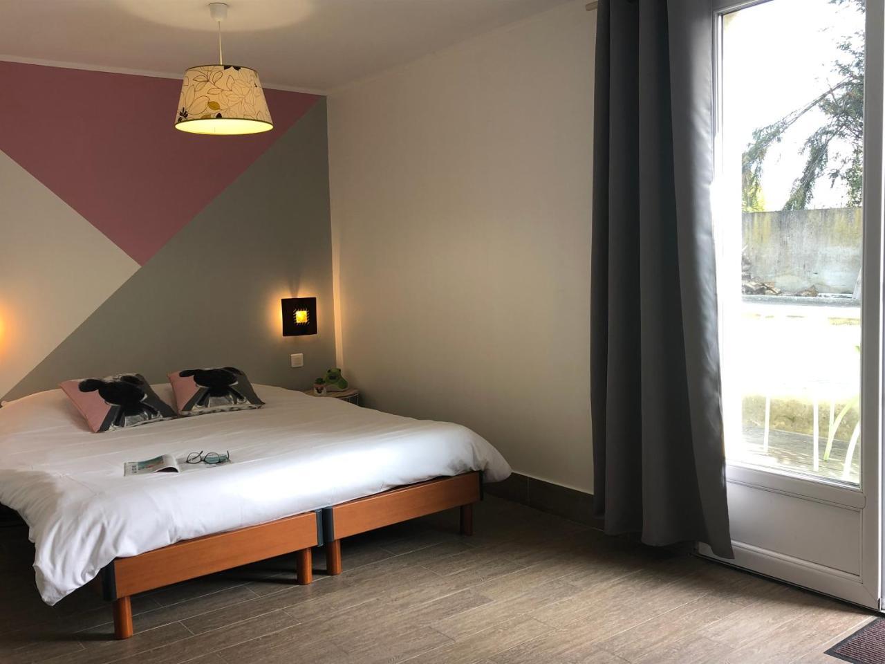 Chambres D'Hotes Poirier Bazin Montry Luaran gambar